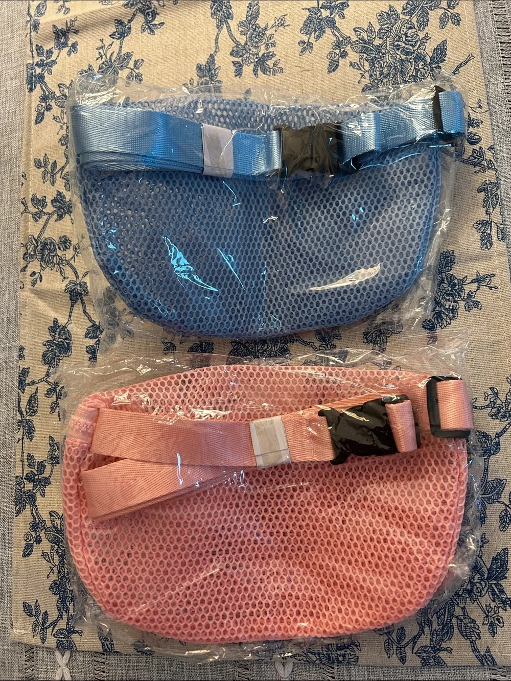 Blue and Pink Mesh Shell Collecting Pouches